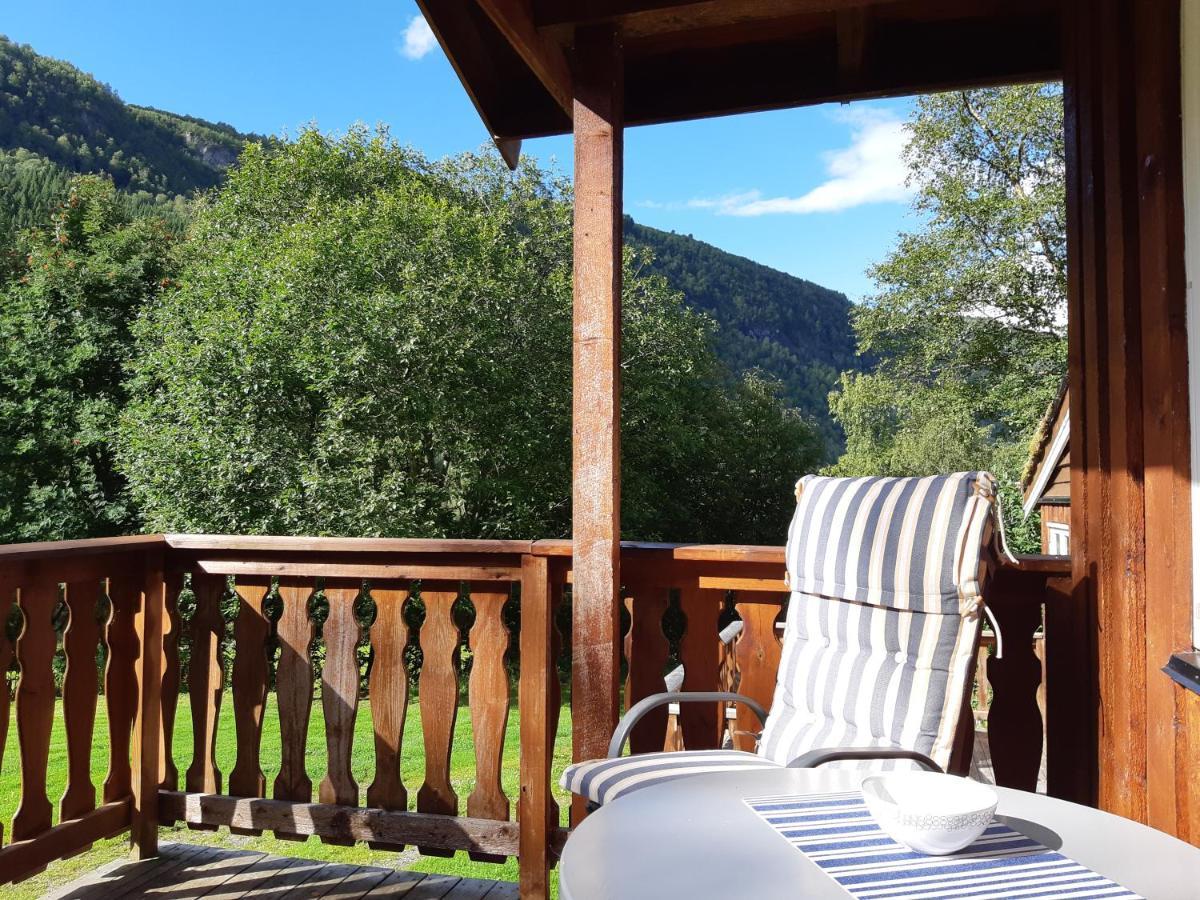 Eidsdal Camping Og Feriehus Ngoại thất bức ảnh