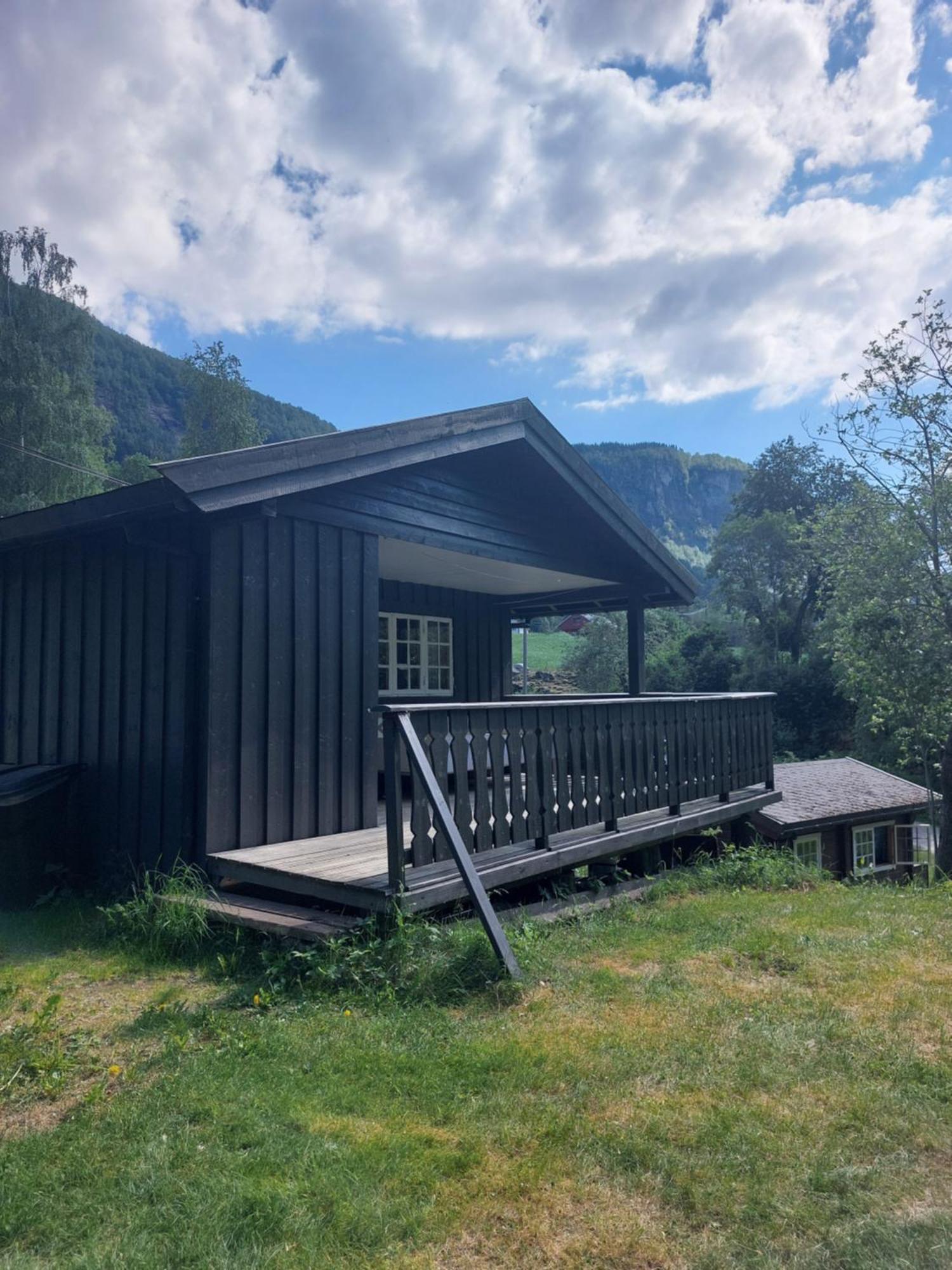Eidsdal Camping Og Feriehus Ngoại thất bức ảnh